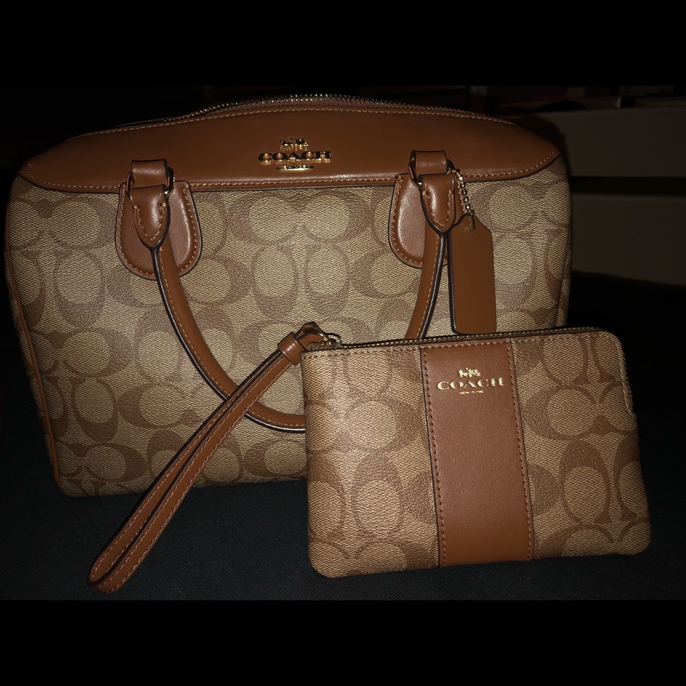 Authentic Coach speedy bag and matching wristlet